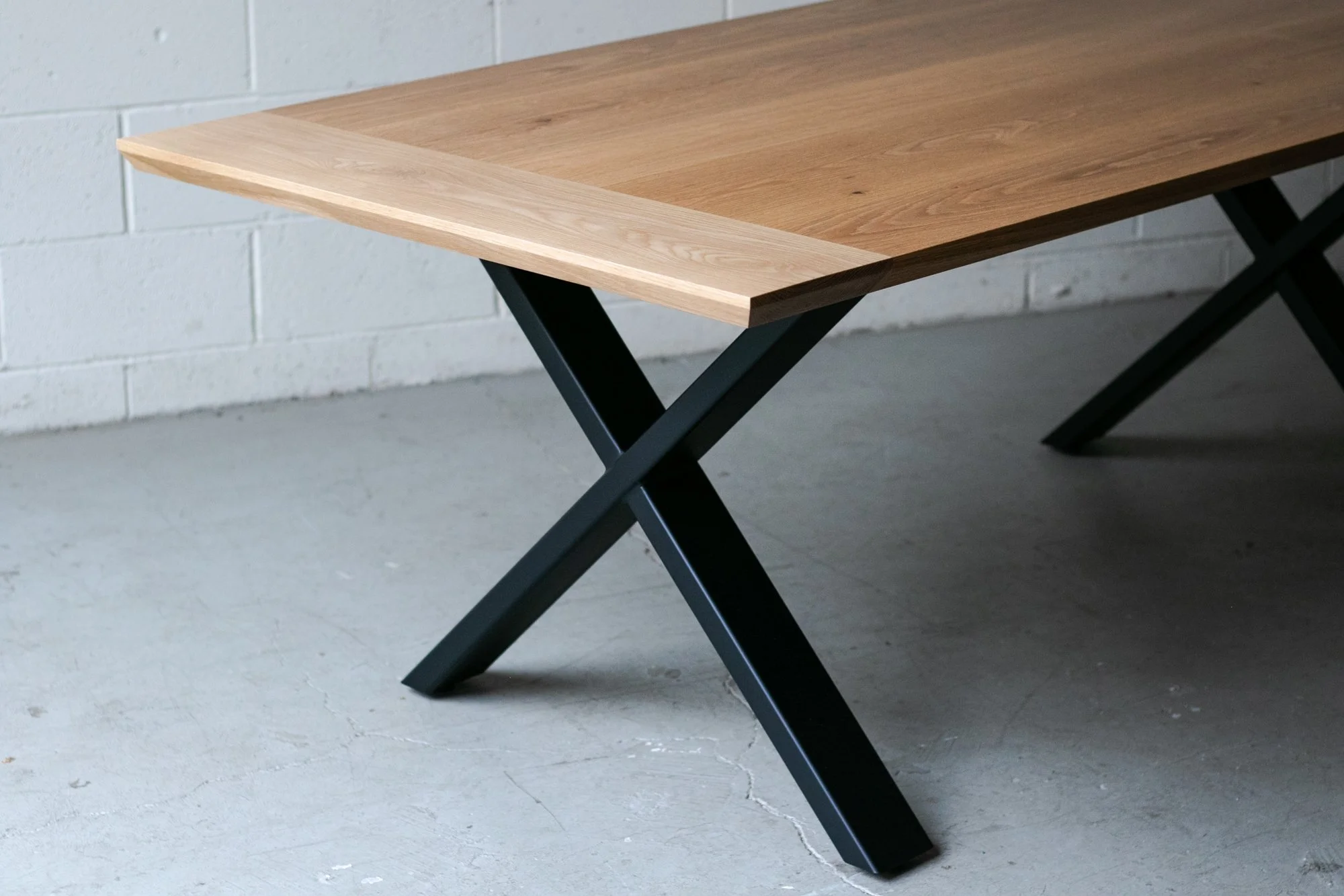 Skyland+WhiteOak+Showroom_10.